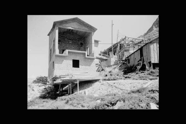 Società Edison - Valle Camonica - Cantiere - Edificio in costruzione