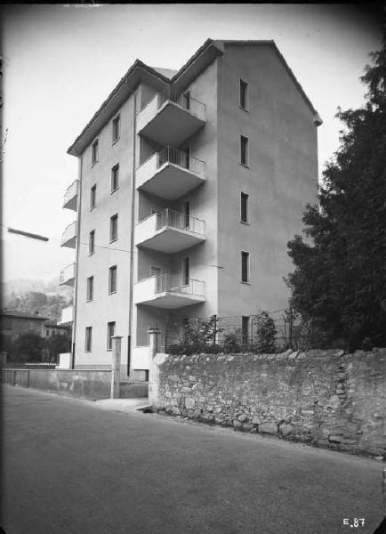 Società Edison - Valle Camonica - Edificio per abitazioni