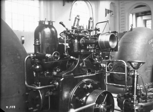 Società Edison - Sonico - Centrale idroelettrica - Interno - Turbine Escher