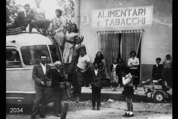 Gente di Brumano in gita a Pietra Ligure.