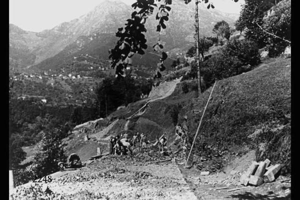 Costruzione strada carrabile Brancilione-Corna.