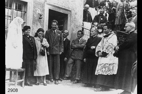 Frazione Cà Morelli di Selino Alto. Ritratto di gruppo.