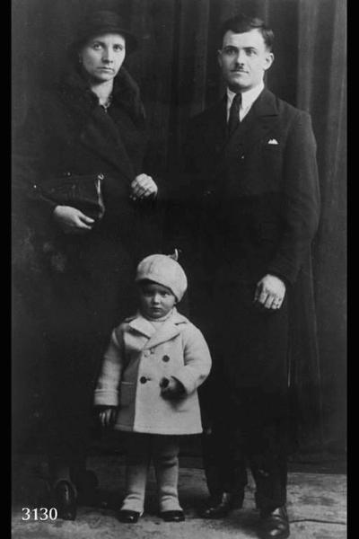 Fotografia di gruppo. Famiglia di Raffaele Rota.