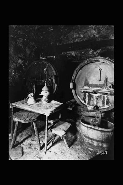 L'interno della cantina di Ernesto Sala.