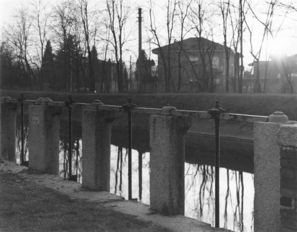 Località Villastanza - Chiusa canale Villoresi.