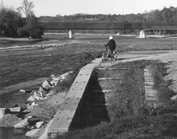 Ponte di Oleggio Castello. Divisione dal Ticino del Canale Grande.