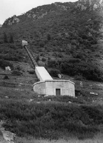 Centrale di Vobarno : incanalazione d'acqua S.E.B.