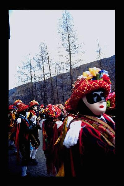 Carnevale di Bagolino, Ponte Caffaro.