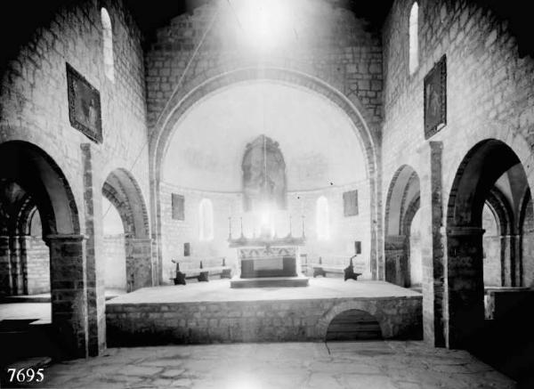 Capo di Ponte - Località Cemmo - Pieve di S. Siro - Interno