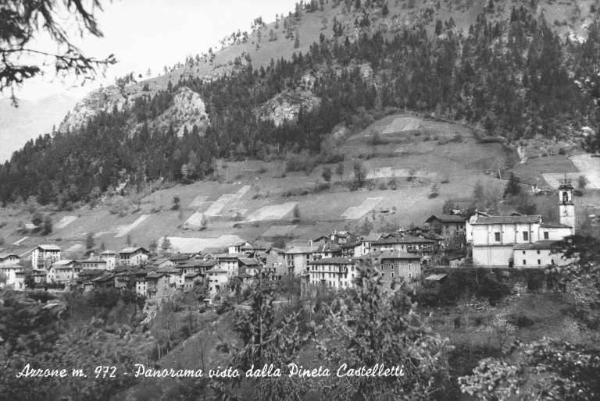 Azzone - Panorama dalla Pineta Castelletti