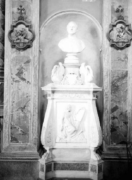 Monumento funerario - Monumento al Cardinale Angelo Maj - Schilpario - Chiesa di S. Antonio da Padova