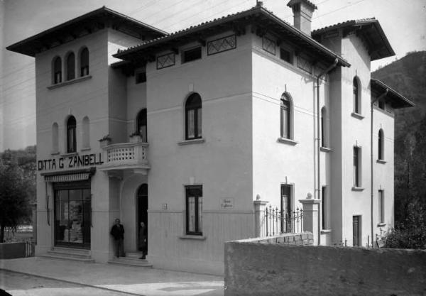 Valle Camonica - Edificio