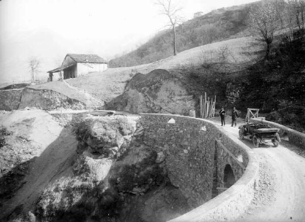 Valle Camonica - Località non identificata - Strada di Lozzo (?) - Cantiere