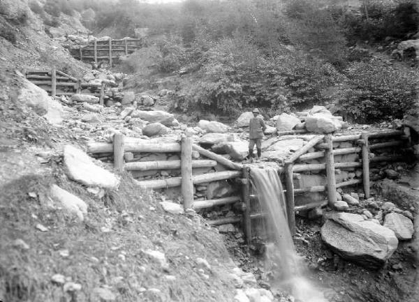 Borno - Torrente Caidone - Briglia di contenimento e guardia forestale