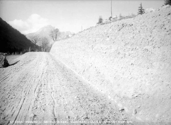 Borno (?) - Strada poderale per Dezzo - Cantiere