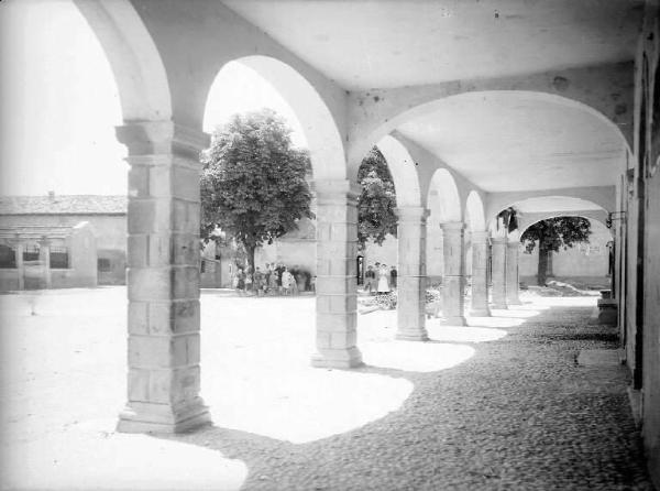 Palazzolo sull'Oglio - Località San Pancrazio - Azienda Agricola Vezzoli - Cortile