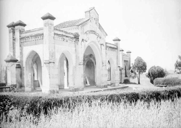 Palazzolo sull'Oglio - Località San Pancrazio - Proprietà Vezzoli - Cimitero - Ingresso