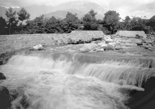 Val Grigna - Torrente Grigna - Trattto Esine-Bienno - Opera di arginatura