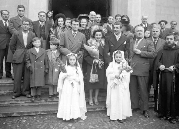 Ritratto di famiglia all'aperto - Matrimonio