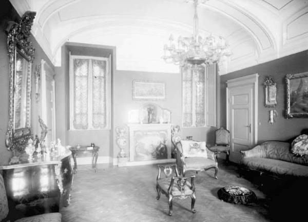 Palazzolo sull'Oglio - Località San Pancrazio - Palazzo Vezzoli - Interno - Salotto