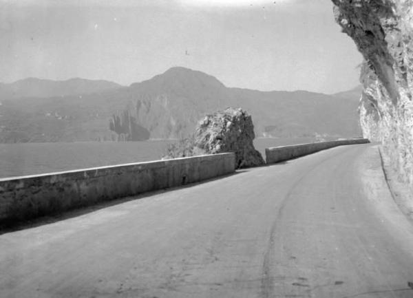 Lago d'Iseo - Strada Toline-Marone