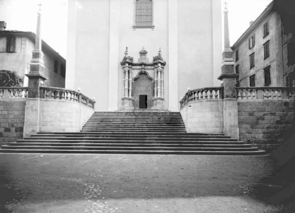 Breno - Chiesa di S. Salvatore - Scalinata