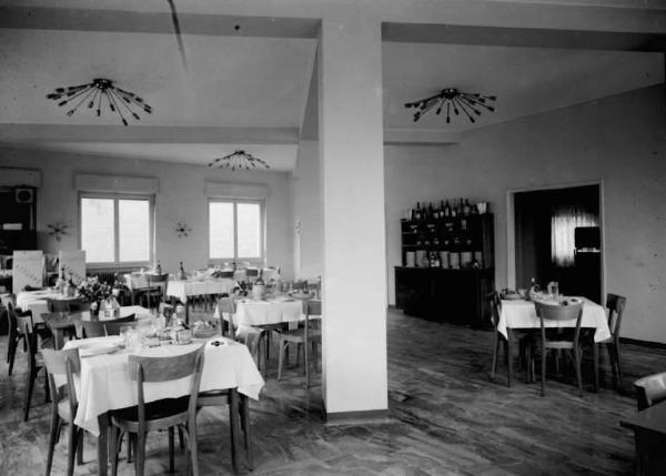 Borno - Albergo Milano - Interno - Sala da pranzo