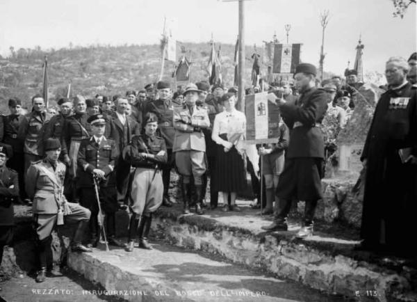 Rezzato - Bosco dell'impero - Cerimonia di inaugurazione - Gruppo di gerarchi