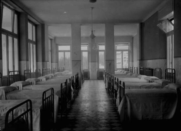 Borno - Località Croce di Salven - Sanatorio - Interno - Dormitorio