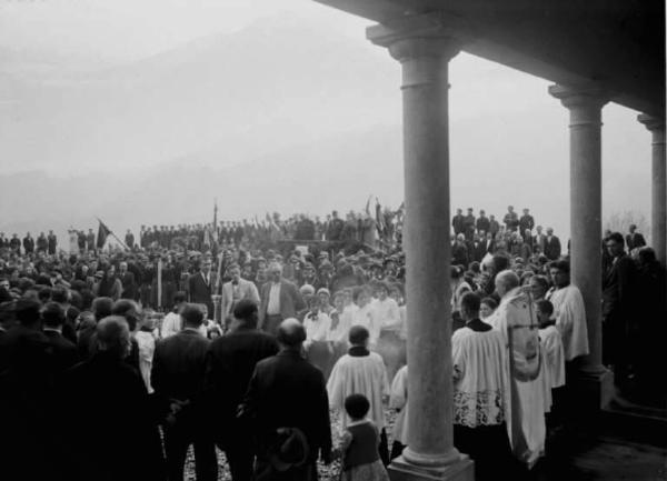 Malegno - Cimitero - Parco della Rimembranza - Cerimonia di inaugurazione - Benedizione