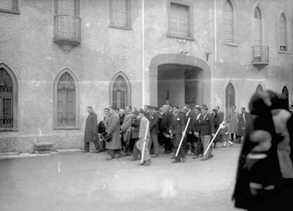 Palazzolo sull'Oglio - Località San Pancrazio - Funerali di G. L. Vezzoli - Corteo funebre