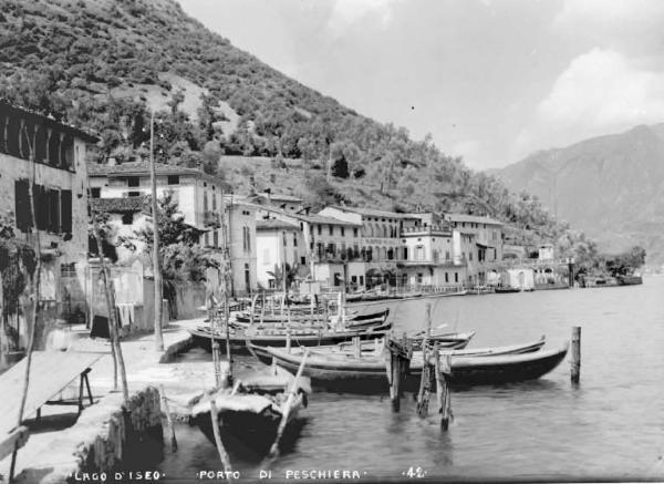 Monte Isola - Località Peschiera Maraglio - Lago d'Iseo - Porto - Barche attraccate