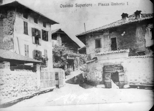 Ossimo Superiore - Piazza Umberto I