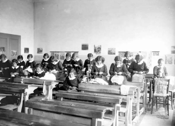 Piamborno - Doposcuola - Lavori femminili