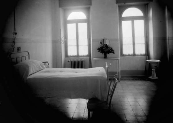 Breno - Ospedale - Interno - Camera con letto