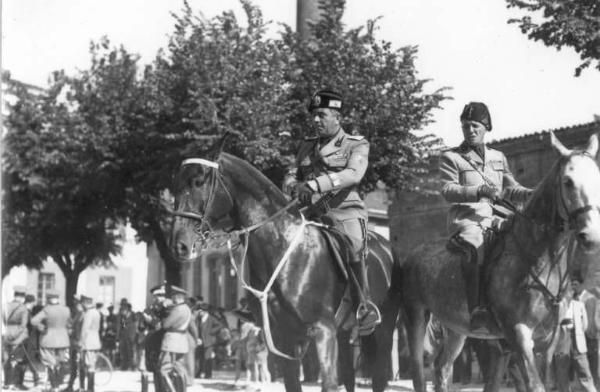 Fascismo - cerimonie - Cremona - Via Persico, 17 - Polisportivo "Farinacci" - L' On. Moretti a cavallo