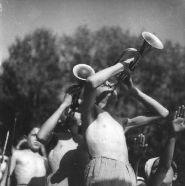 Fascismo - organizzazioni diverse - Cremona - Via del Sale - Colonia Padana -Balilla trombettieri