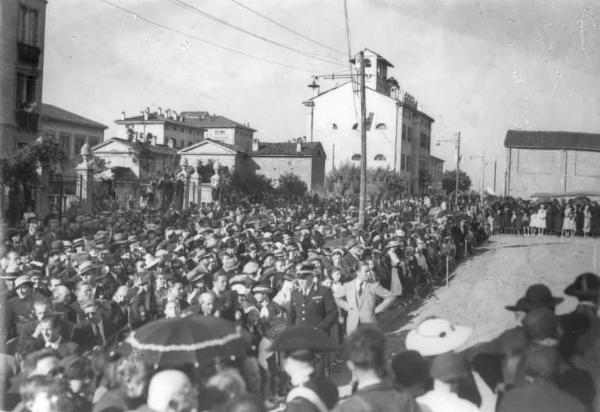 Cremona - Quartiere S. Ambrogio - Via S. Francesco d'Assisi - Nuovo Tempio Antoniano - Cerimonia d'inaugurazione