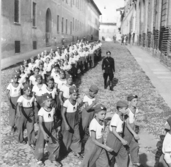 Fascismo - Cremona - Via Colletta - Opera Nazionale Balilla - Esercitazioni dei Balilla