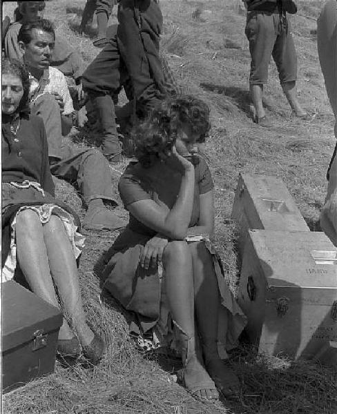 Località non identificata. Sofia Loren sul set del film "Orgoglio e passione" diretto da Stanley Kramer