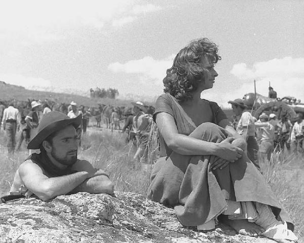 Località non identificata. Sofia Loren sul set del film "Orgoglio e passione" diretto da Stanley Kramer