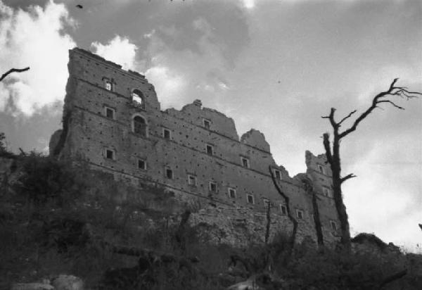 Montecassino. Macerie dell'Abbazia distrutta dai bombardamenti