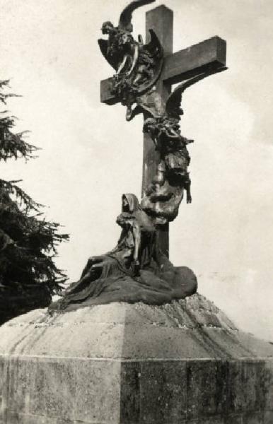 Scultura - Monumento sepolcrale - Edicola Branca - Michele Vedani - Milano - Cimitero Monumentale