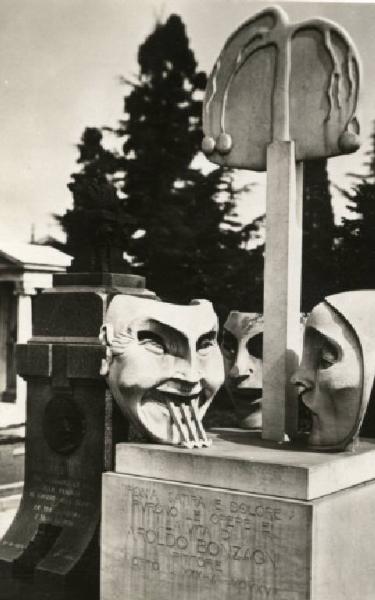 Scultura - Monumento sepolcrale - Monumento Aroldo Bonzagni - Adolfo Wildt - Milano - Cimitero Monumentale