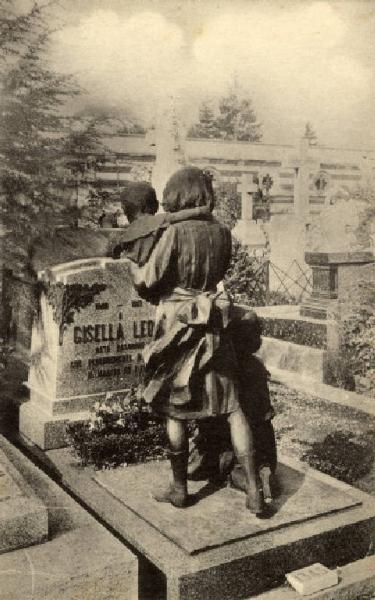 Scultura - Monumento sepolcrale - Monumento Leoni Gisella - Bassano Danielli - Milano - Cimitero Monumentale