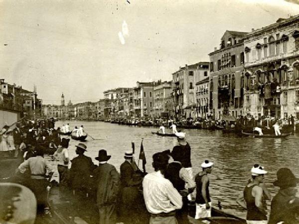 Venezia - Canal Grande - Regata storica - Corteo