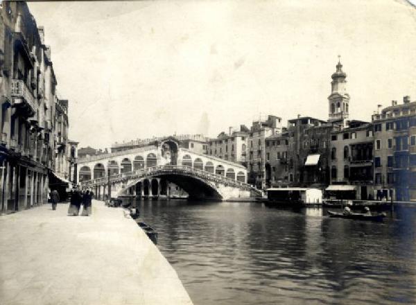 Venezia - Canal Grande - Ponte di Rialto