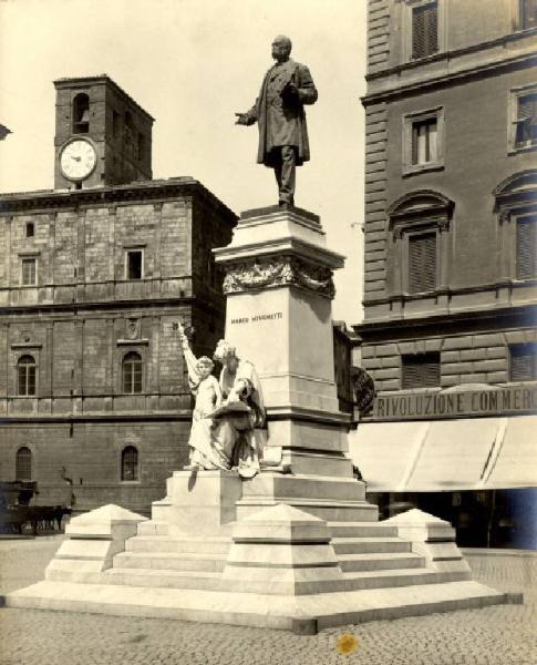 Monumento celebrativo - Monumento a Marco Minghetti - Roma - Piazza S. Pantaleo