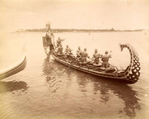 Venezia - Canal Grande - Regata storica