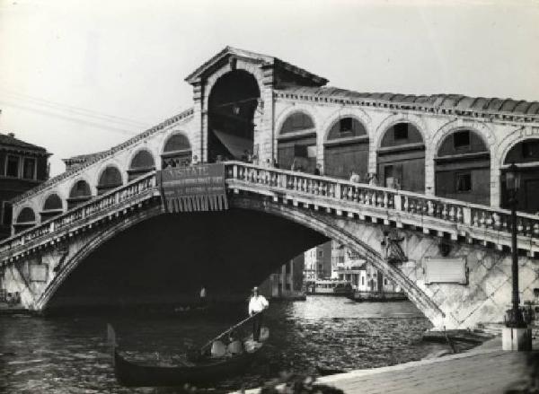 Venezia - Canal Grande - Ponte di Rialto